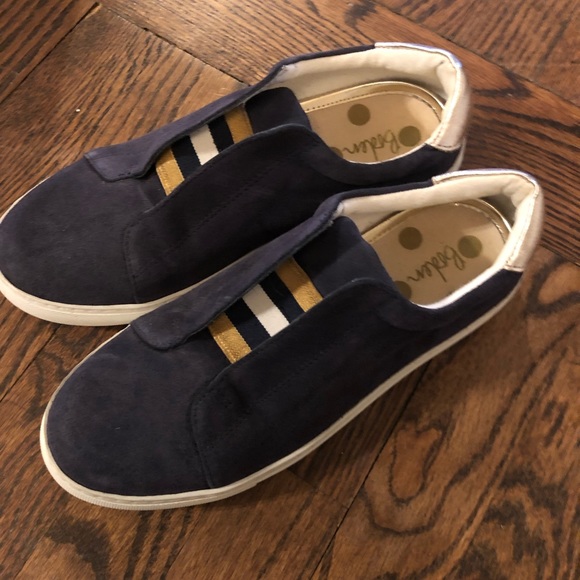 Boden sneakers. Size 7. Suede. Cute for Spring! - Picture 3 of 4